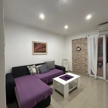 Διαμέρισμα Apartment Srima *